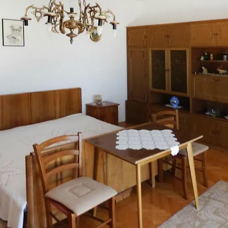 Ivanka Ckv06072 Dya Novi Vinodolski
